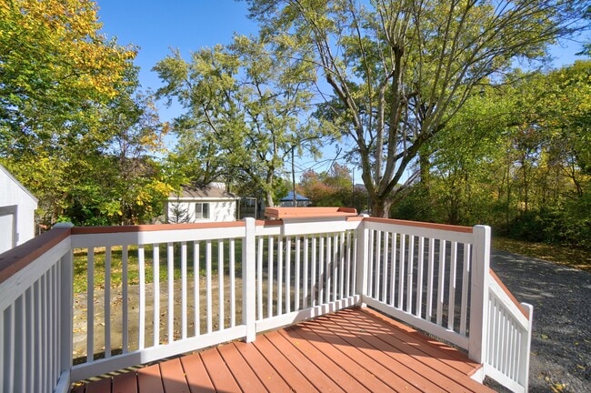 Building Photo - 4 Runyan Ct