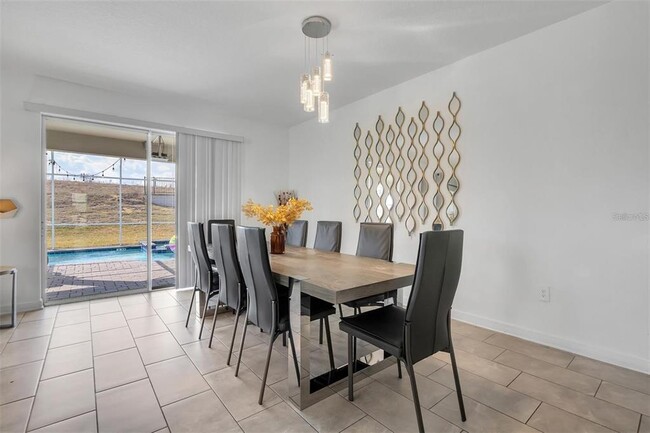 Building Photo - 9084 Sommerset Hills Dr