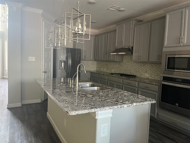 Building Photo - 13411 Lake Willoughby Ln