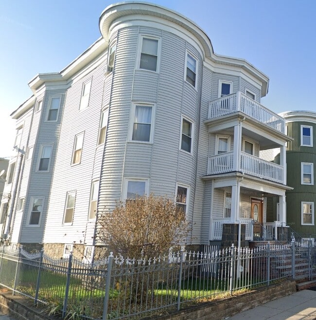 Building Photo - Topliff Street