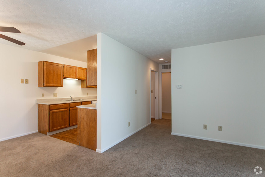 Cambridge I - 1 Bed/ 1 Bath (Lower Floor Apartment) - Mill Pond Apartments