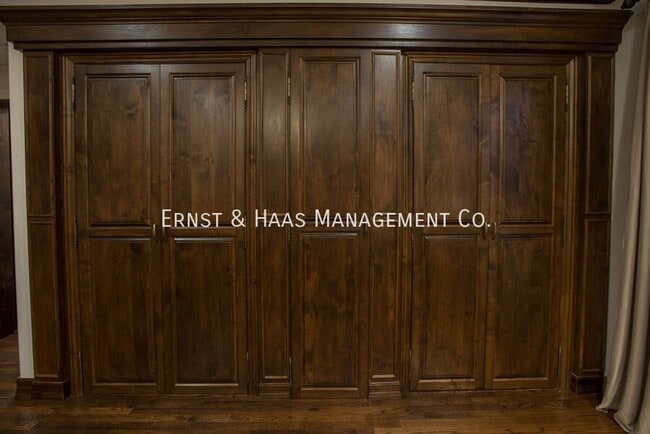 Building Photo - 3461 Montair Ave