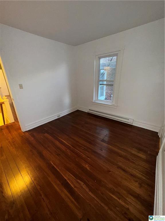 Building Photo - 915 West