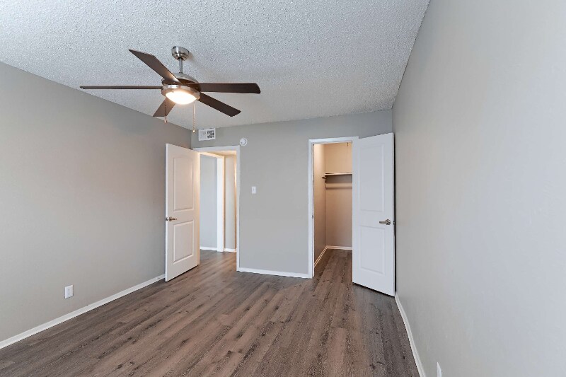 Primary Photo - 531 Bedford Rd