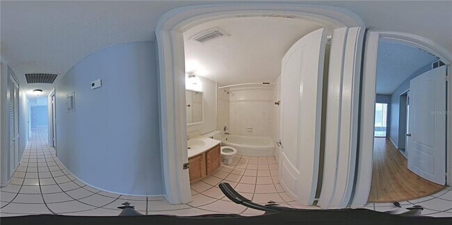 Building Photo - 5900 Village Cir N