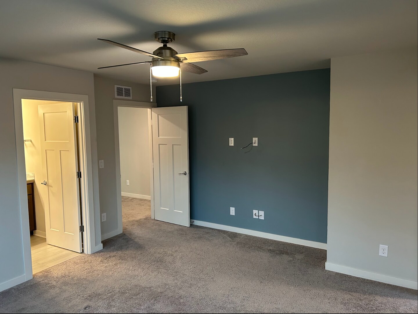 Master Bedroom - 6507 SE Genrosa St