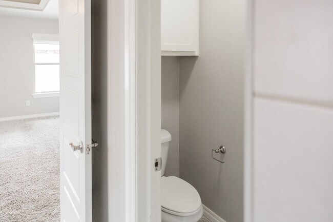 Building Photo - 3320 NW 187 Ter