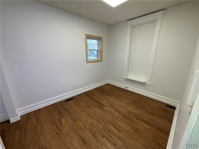 Building Photo - 127 Winslow St