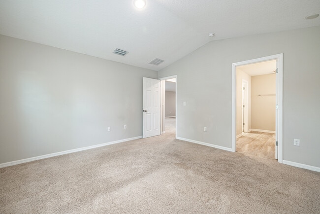 Building Photo - 13011 Pennybrook Dr