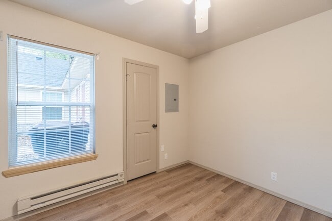 Building Photo - 2120 N 13th St