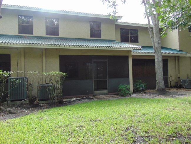 Building Photo - 586 Westree Ln