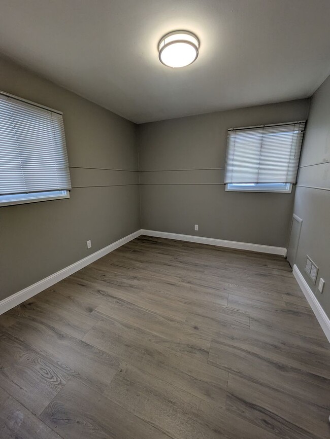 Building Photo - Beautiful Ranch in Prime Clarkston Location