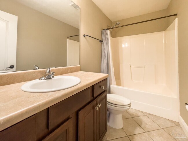 Building Photo - 491 Portside Dr