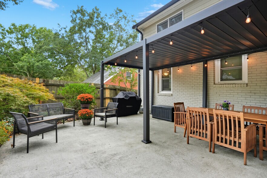 Building Photo - 1946 Terry Mill Rd SE