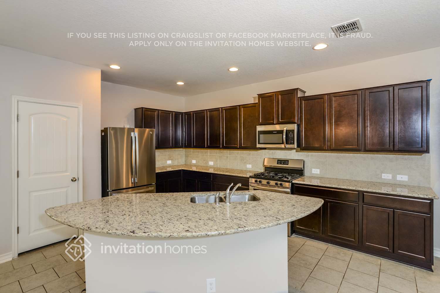 Building Photo - 13451 Drop Seed