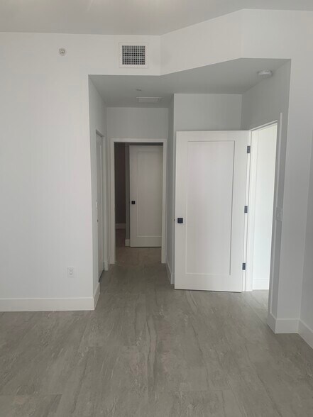 Bathroom access from Bedroom - 511 Lucerne Ave