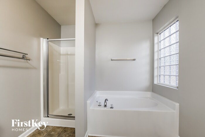 Building Photo - 1755 Havenbrook Ct
