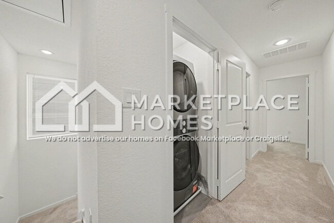 Building Photo - 7643 Varo Gln
