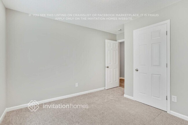 Building Photo - 135 Carrera Rd