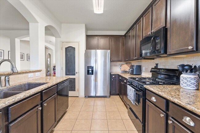 Building Photo - 285 Country Crossing Cir