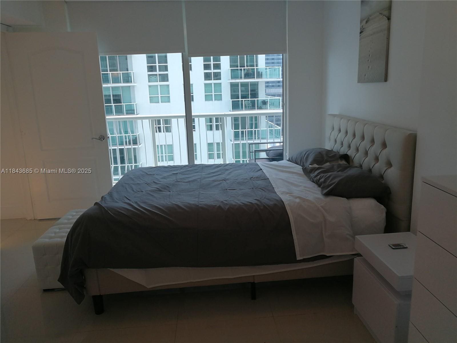 Building Photo - 1200 Brickell Bay Dr