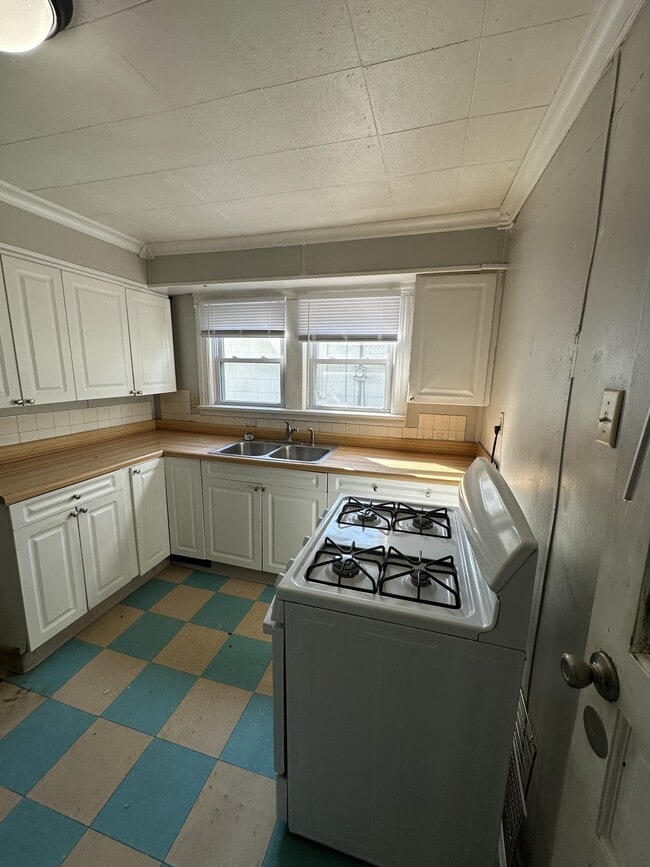 Building Photo - 1531 Johnson Ave