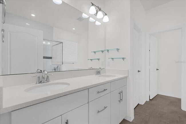 Building Photo - 15113 White Wagtail Ln