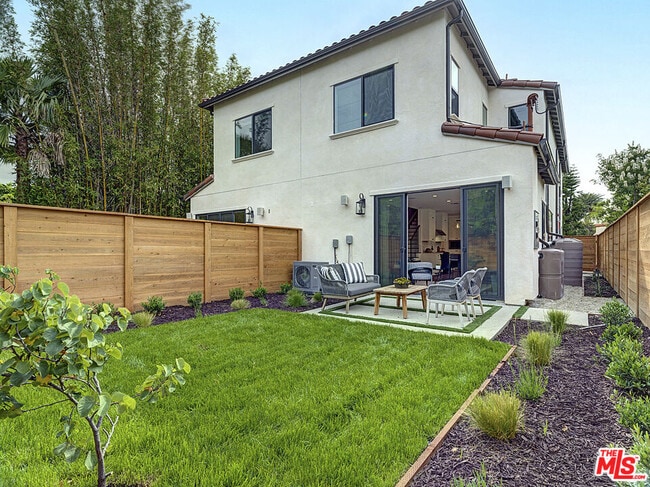 Building Photo - 1278 Meadowbrook Ave