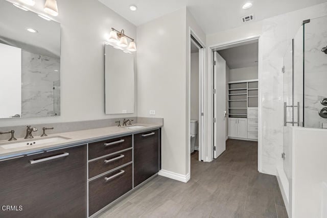 Building Photo - 801 S Grand Ave