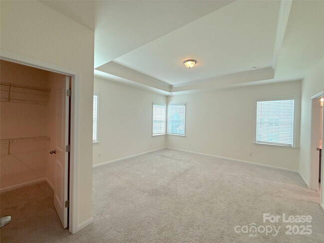 Building Photo - 14929 Baldridge Dr