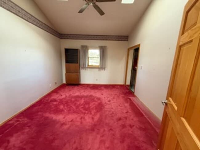 Building Photo - 5 Oriente Ct