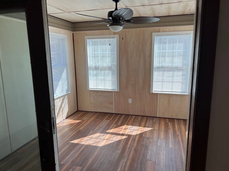 Building Photo - 4001 McColley Rd