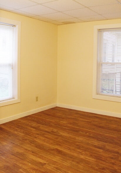 Building Photo - 19 Greene St