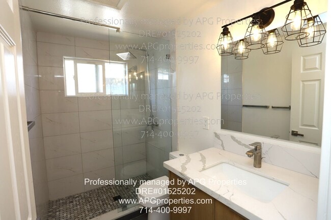 Building Photo - 636 S Gilbuck Dr