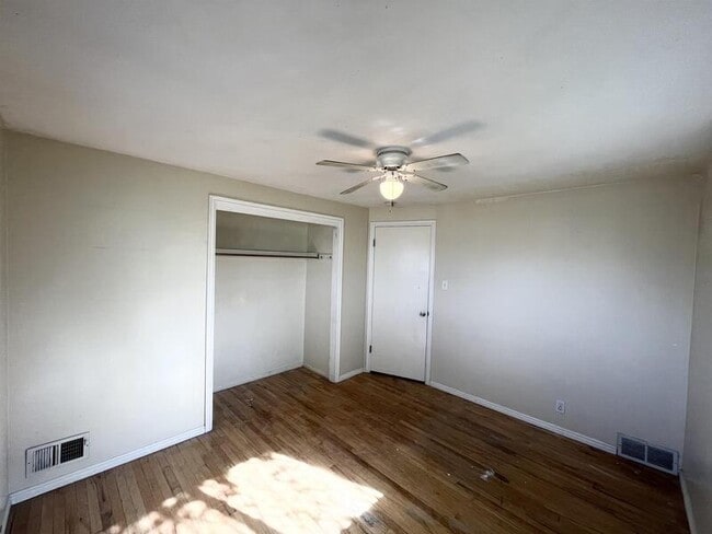 Building Photo - 187 W 1400 N