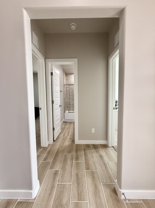 Building Photo - 51069 Purple Mat Ave