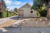 Building Photo - 1836 E 10th Ave