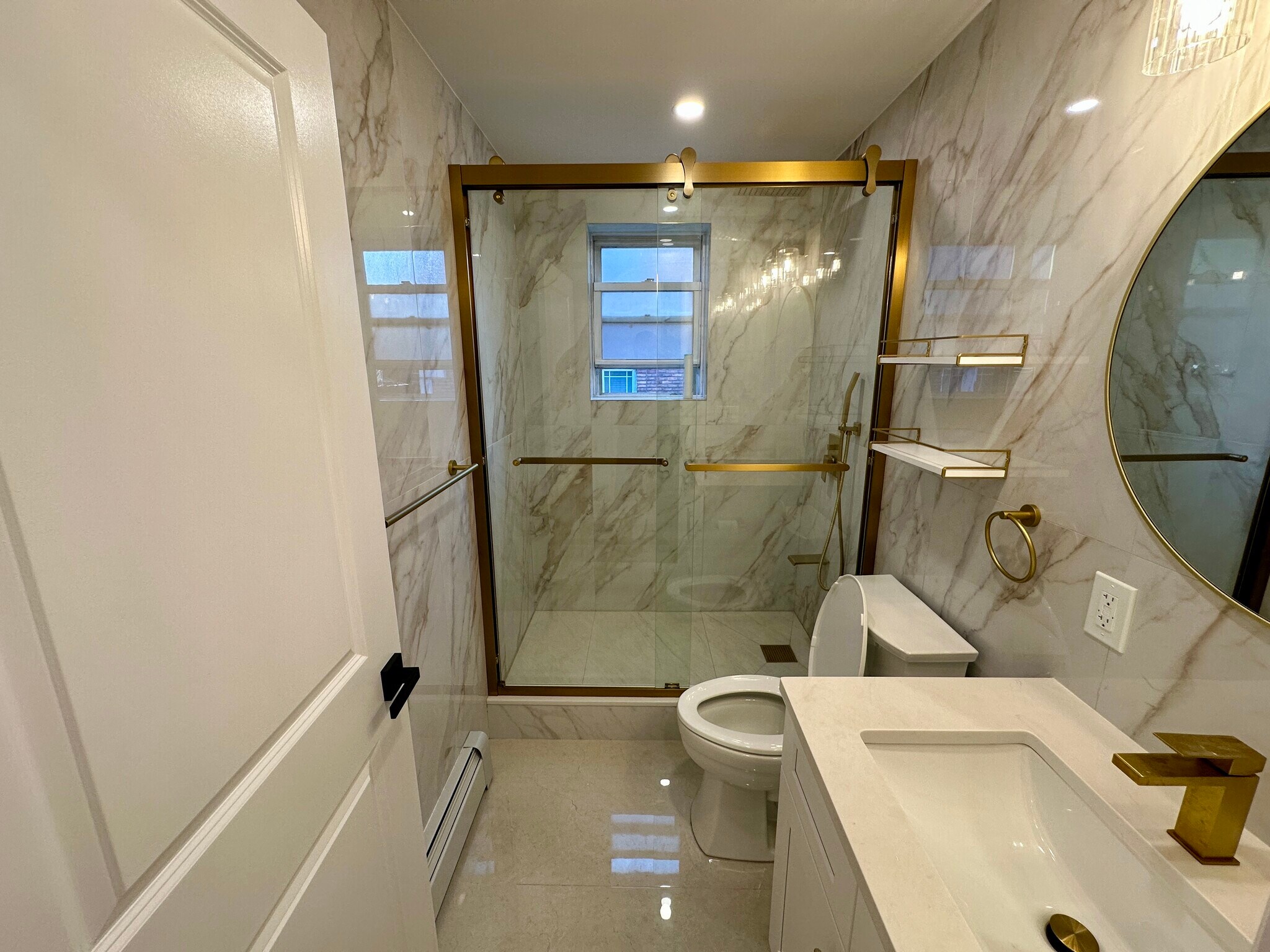Hallway Bathroom - 6917 43rd Ave