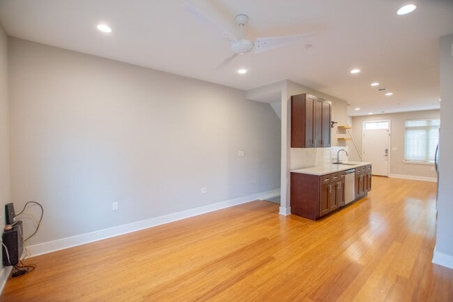 Building Photo - Modern & Efficient Point Breeze Townhome!