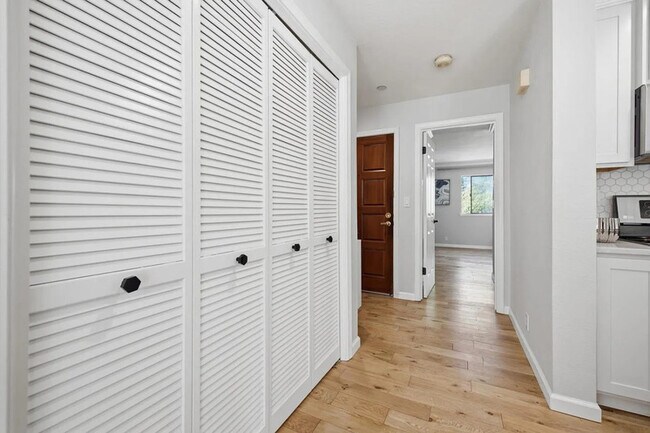 Building Photo - 4151 El Camino Way