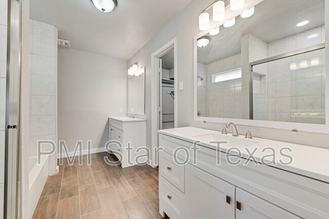 Building Photo - 13214 Fall Mnr