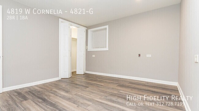 Building Photo - 4819 W Cornelia-4821-G