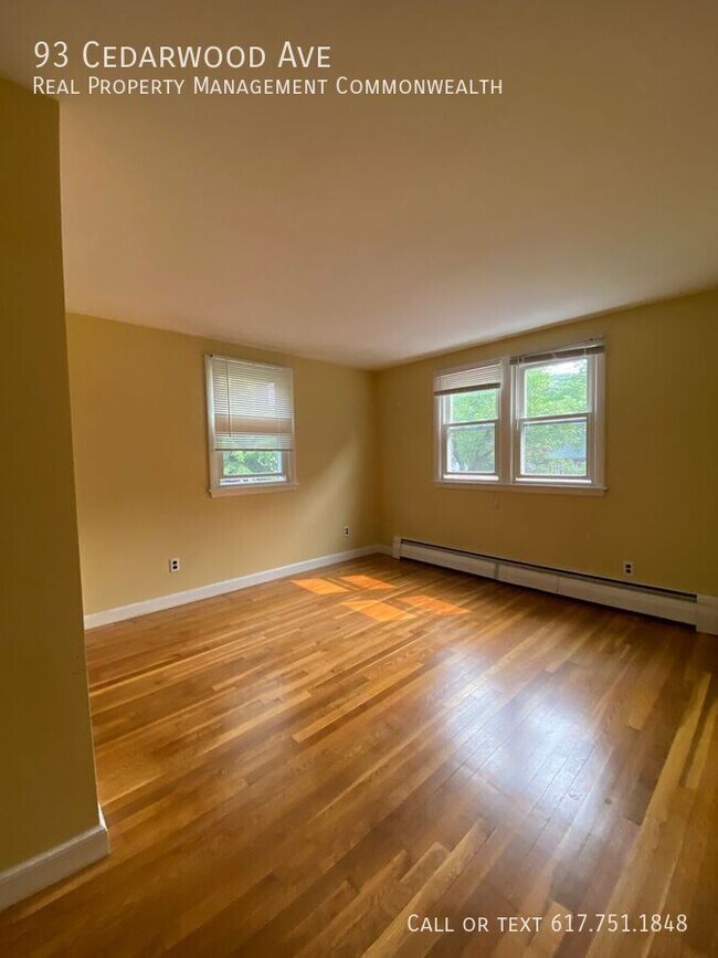 Building Photo - 93 Cedarwood Ave