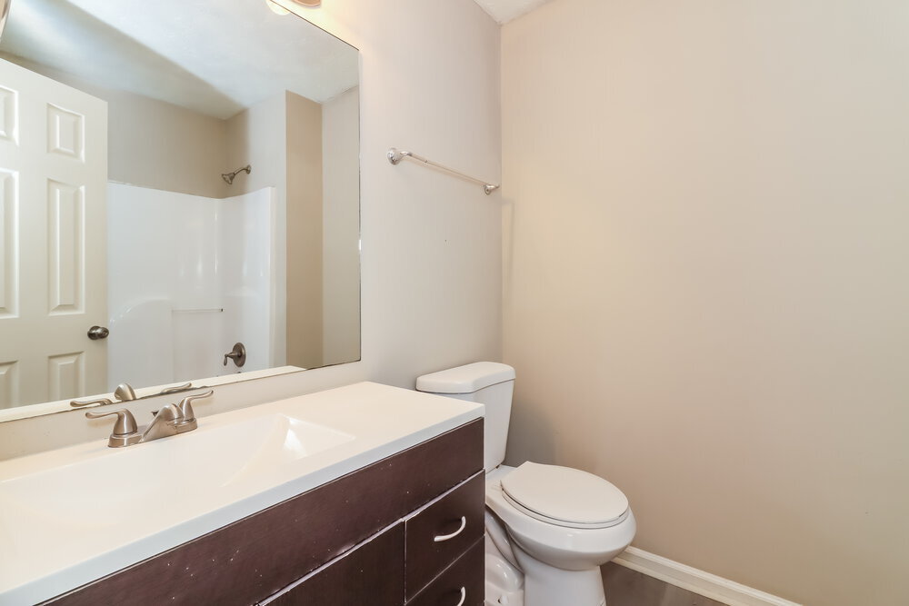 Building Photo - 71 Brooke Dr