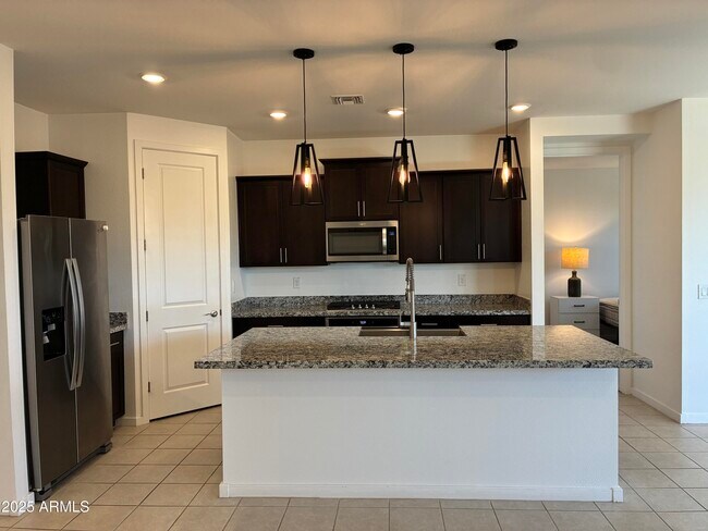 Building Photo - 27371 N 176th Dr