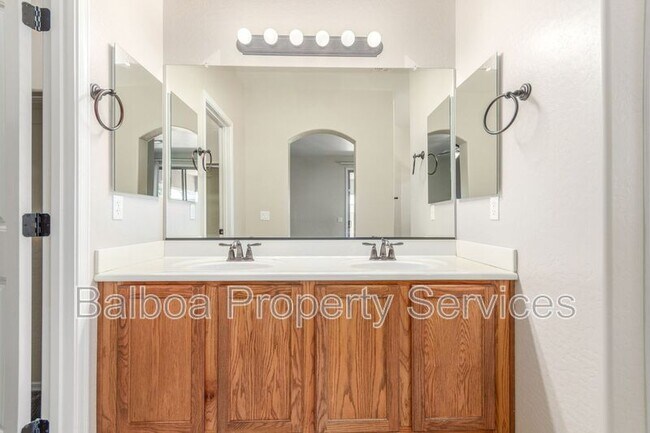 Building Photo - 21534 E Domingo Rd