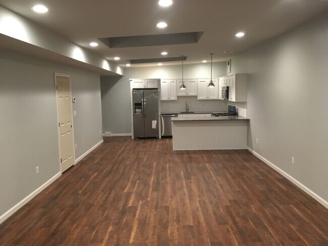 Building Photo - Oversized 3BR/3BA Luxury Home in Wooster S...