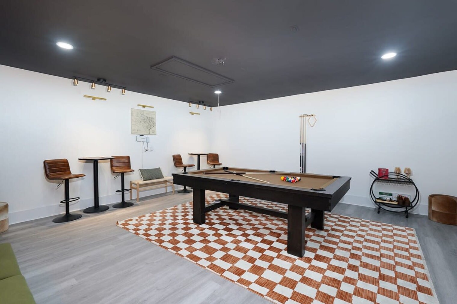 Building Photo - 10807 Mount Ida Dr