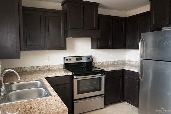 Building Photo - 7 Taxco Ct