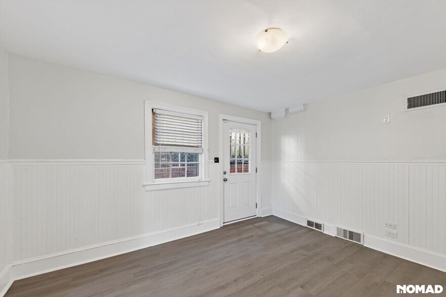 Building Photo - 821 Onslow St